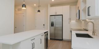 Alexan Harrison Apartments Gallery 3