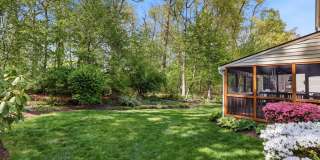 1522 POWELLS TAVERN Place Gallery 47