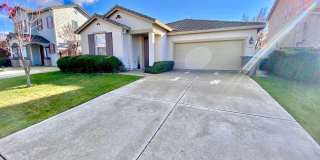 Beautiful Single Story Home with Local Park a Block Away! Gallery 1