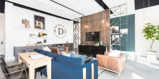 The Douglas Gallery 32