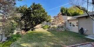 2521 Fairmount Avenue Gallery 30