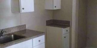 1715 Cass St - B Gallery 1