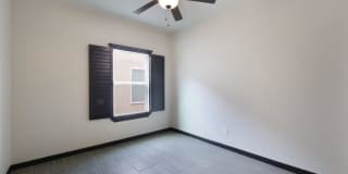 11629 Grotto Bay Gallery 13