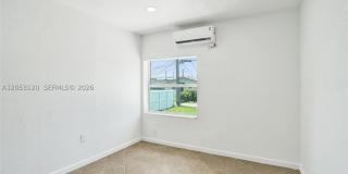 2120-2122 Thomas St Gallery 13