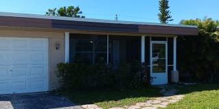 3/2 Pool home available NOW 3/2 Pool home available NOW Gallery 1