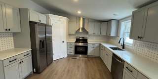 136 Fabian Ave Gallery 4