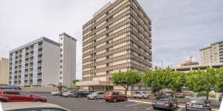 $2500.00 | 2br/1ba Condominium in Lakeview Sands Gallery 1