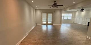 2125 S WILLIS Gallery 6