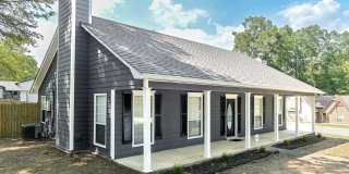 1913 Debswood Dr Gallery 3