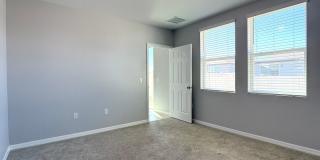 2ND MONTH RENT FREE: Move-In Ready, Pet-Friendly, 2-Car Garage! Available for immediate occupancy Gallery 21