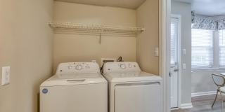 Holly Point Apartments Gallery 79