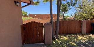 726 W. Manhattan Avenue Unit B - Studio Apartment Gallery 3