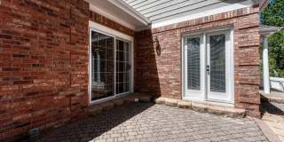 9885 Greensview Circle Gallery 1