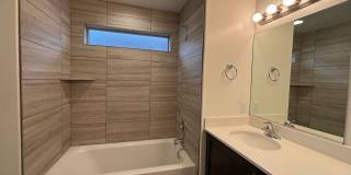SPACIOUS HOME FOR RENT! Gallery 33