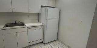 4334 NW 9th Ave Gallery 1