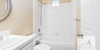 3 Bed 2 Bath in Clovis Unified School District! Gallery 11