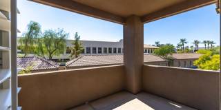 7027 N Scottsdale Road Gallery 15