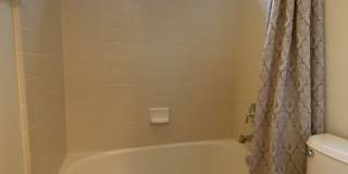 CLEAN AND SPACIOUS 4 BED, 2.5 BATH WITH COVERED BACK PATIO AND LUSH LANDSCAPING IN WESTLAKE COMMUNITY CLEAN AND SPACIOUS 4 BED, 2.5 BATH WITH COVERED BACK PATIO AND LUSH LANDSCAPING IN WESTLAKE COMMUNITY Gallery 27