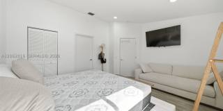 4926 SW 32nd Ave Gallery 22