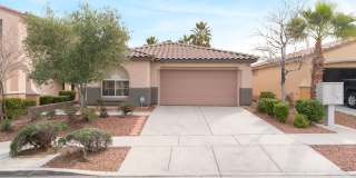 Spacious Single-Family Home with Modern Flooring and Covered Patio in a Desirable Neighborhood! Gallery 1