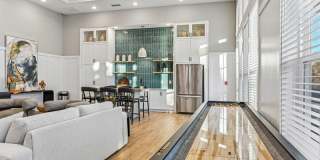 District West Gallery 15