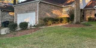 Beautiful 3/2 in Golf Course Community Gallery 3