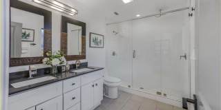 Beautiful Remodeled Home in Menlo Park *Walk to Meta Campus* Gallery 1