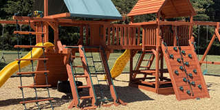 Sedgefield Square Gallery 12