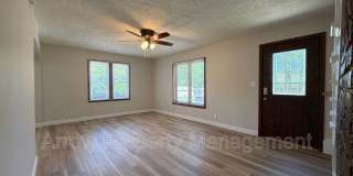 5121 Pioneers Boulevard Gallery 5