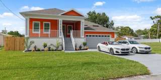 LEASE TO OWN - COASTAL LUXURY with GULF ACCESS - 3BR / 2BATHS / 2 GARAGE Gallery 1