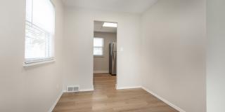 26351 Farringdon Ave Gallery 7