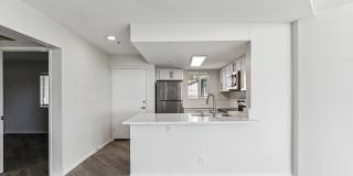 Newport Palms Apartments Gallery 11