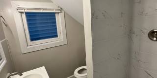 Beautiful Lower Unit in Duplex on Marcum Park Downtown!!!! Gallery 6