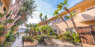 1863 10th St. Gallery 35