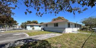 1209 NE 136th Ter Gallery 1