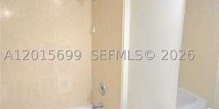 4950 Tradewinds Ter Gallery 16