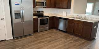 Your Next Home Awaits! | Pre-Leasing a Spacious 4-Bed, 2-Bath Home in Somerset Gallery 5