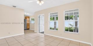 1015 SW 4th Ave Gallery 1