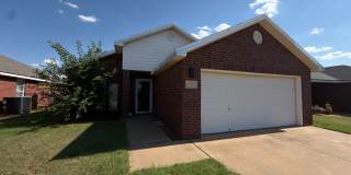 3 bedroom home in Southwest Lubbock Gallery 1