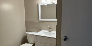 311 MAPLE AVE W #C Gallery 20