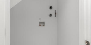 282 W Runyon Street Gallery 5