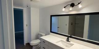 2202 S Cypress Bend Drive Gallery 4