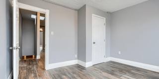 2533 W LOMBARD Street Gallery 21