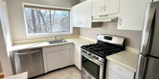 Beautifully kept, spacious one bedroom condo in the award winning Bethesda Parkside Community! Gallery 5