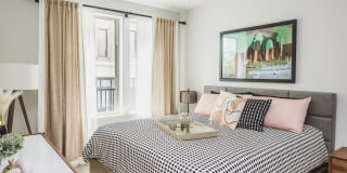 Modera Decatur Gallery 8