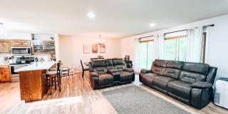 4626 Midway Road Gallery 4
