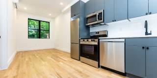 422 1/2 Gates Ave # 2F Gallery 1