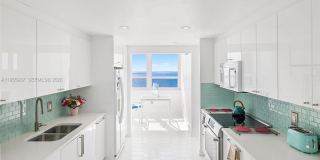 1 Grove Isle Dr Gallery 14