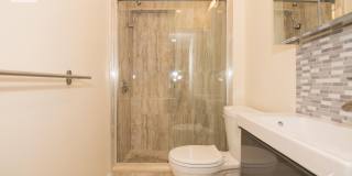 Charming 3 Bedroom-No Broker Fee Gallery 7