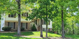 Welcome home!  Sought after Troon Section of Lee's Hill! Gallery 1